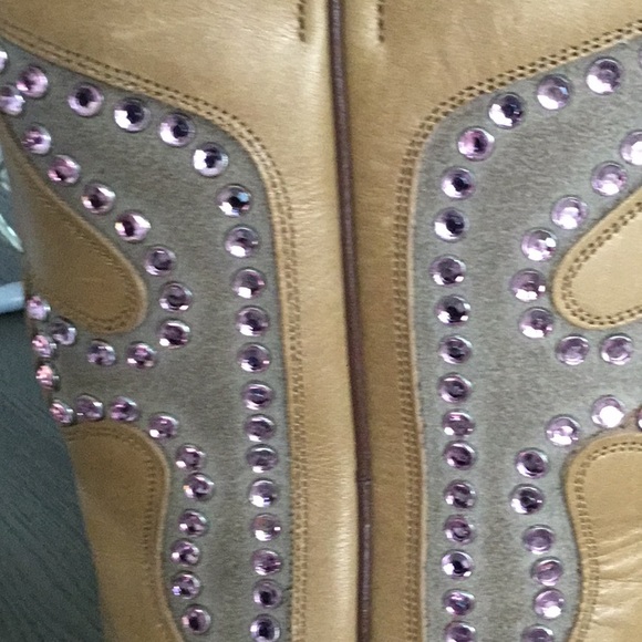 Frye tan cowboy boots - Picture 5 of 5